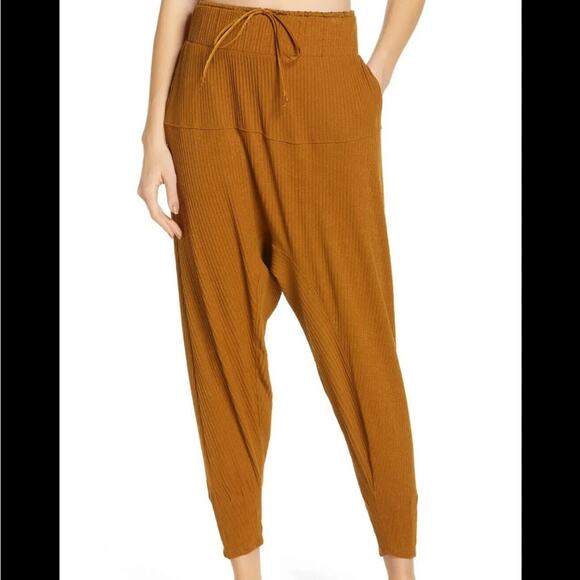 NWT Free People FP Movement Can't Handle This Harem in High Atlas Small - Picture 1 of 9